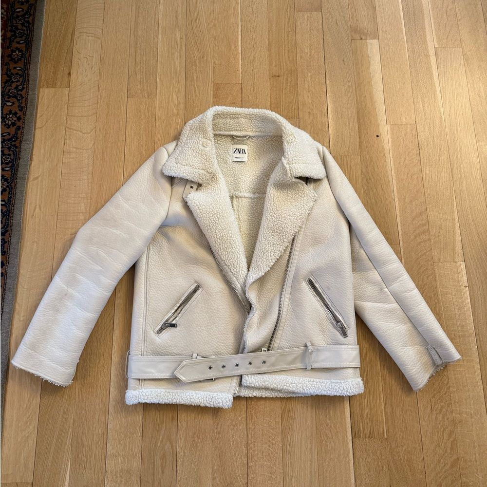 Zara Women's Cream Jacket